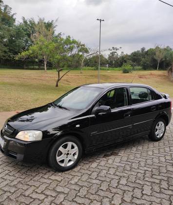 CHEVROLET ASTRA 2.0 MPFI ADVANTAGE 8V FLEX 4P MANUAL CHEVROLET ASTRA 2.0 MPFI ADVANTAGE 8V FLEX 4P MANUAL
